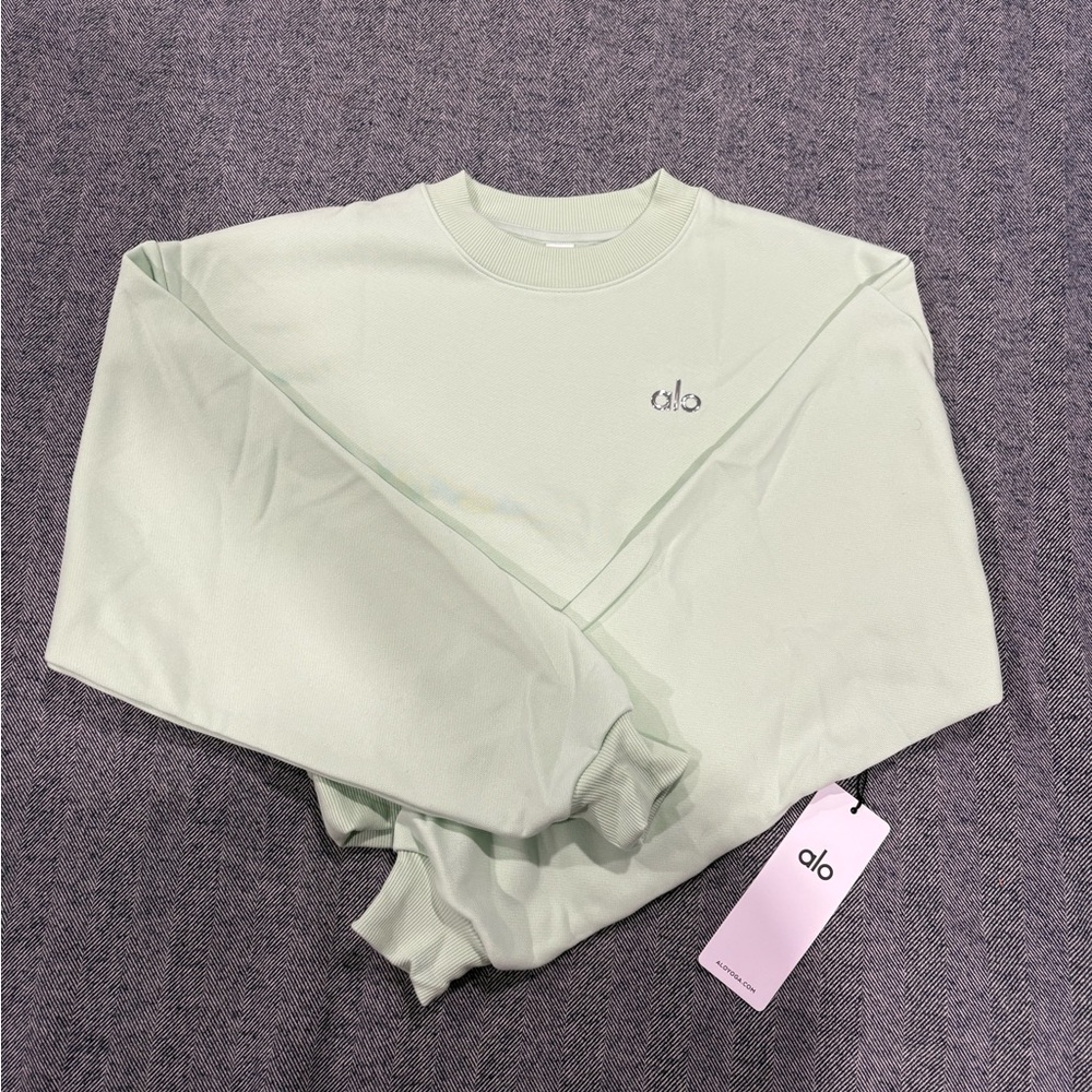 alo cropped accolade crewneck | size xs - Picture 2 of 5